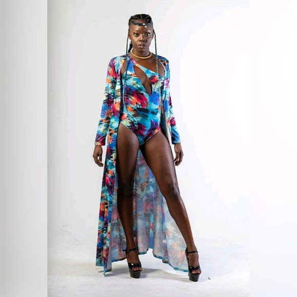 New Cute 2 Piece Swimsuit - Picture 4 of 4